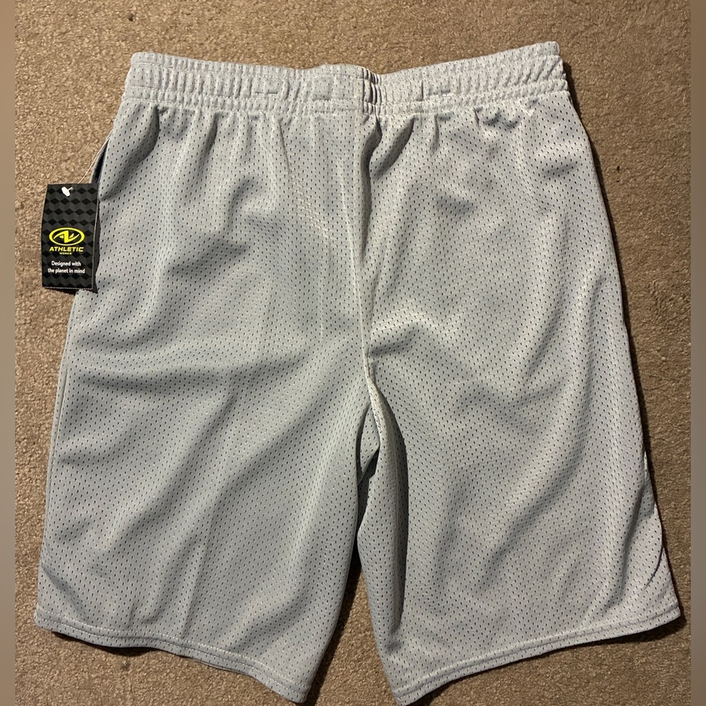 NWT Boys ATHLETIC WORKS Gray Mesh Athletic Shorts With Pockets